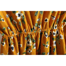 Rochie casual cu elastic in talie si guler gen tunica, o rochie din catifea imprimata, cu maneci lungi