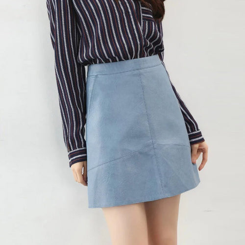 Fusta scurta cu talie inalta, din piele sintetica, cu fermoar