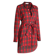 Rochie tip camasa, cu maneca lunga, model neregulat, in carouri